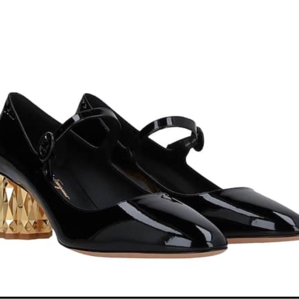 Ortensia pump, calf skin size 10B, black, 2.34 inches